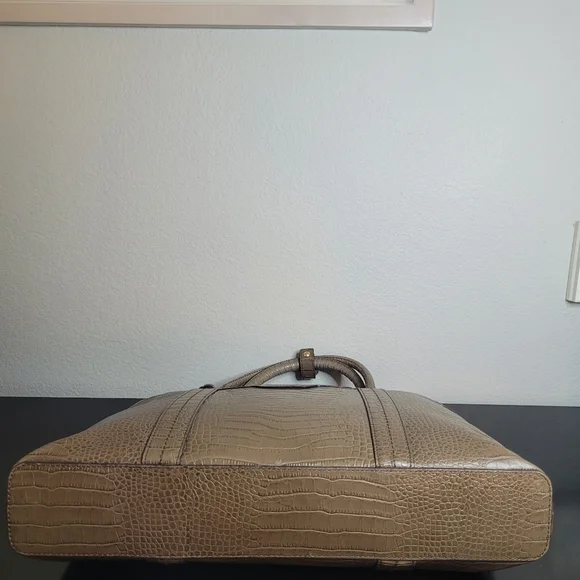 Henri Bendel West 57th Street Carryall bag - Picture 11 of 14